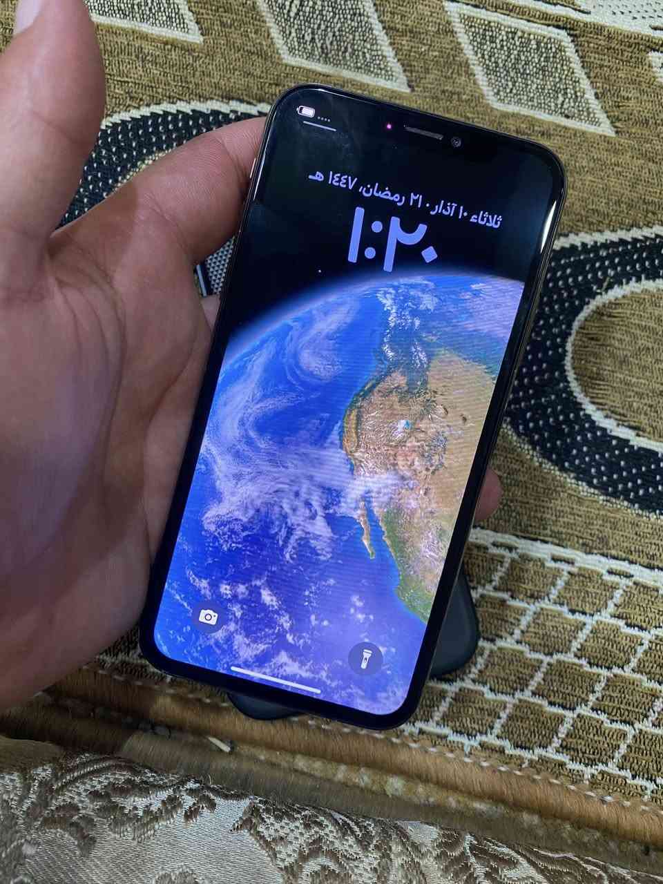 آيفون اكس أس
ذاكره 256 بطاريه مبدل اصلي فيس إيدي شغال 

شاشه ثلث خيارت شرط حسابه نورمال مكان موصل

كامل غراض كارتون كيبل 5 كفرات ***********
