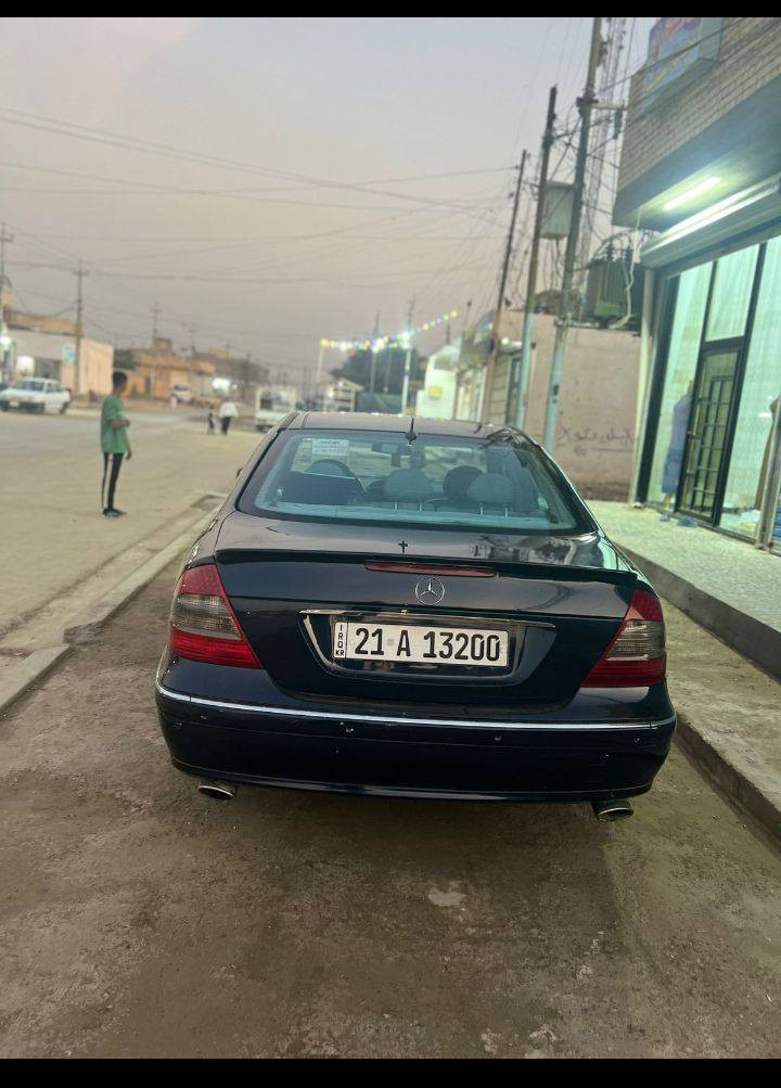 سلام عليكم مارسدس 211 السياره فول مواصفات مكفولا من ضربه موديل 2003  محرك 6سلندر رقم  السياره سليمانيه موقع السياره بغداد شعب الاستفسار علا رقم علا واتساب ***********
