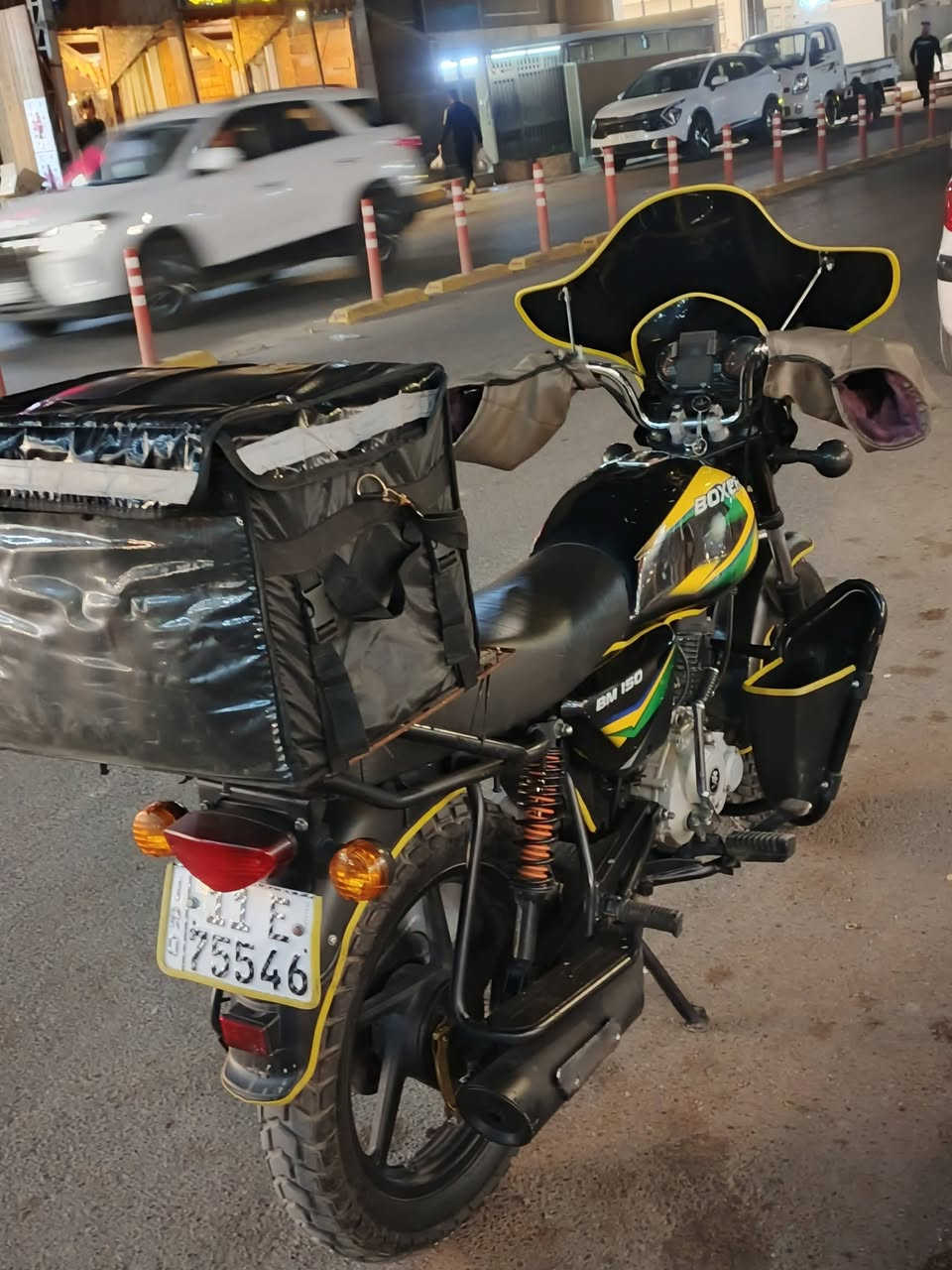 سلام عليكم شباب بوكسر موديل 22 مرقم بغداد انكليزي كله شغاله نكره سلف بكل وقت عنوان بغداد جديده سعر 2 وبيه مجال حك الجيه ***********
