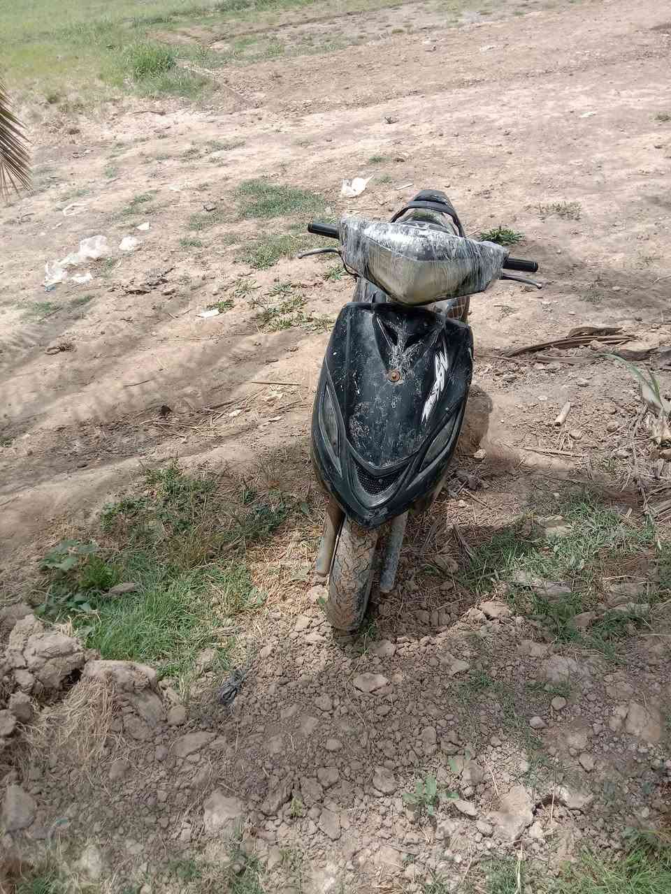 ماكس 140 محرك كلجات بريك كفرات خير من الله كهرباياته بس عوزهه باتري وشويه ترتيبات سعره225 وبيه مجال للشراي مكاني بغداد المدائن 
***********
