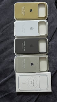 حافظات ايفون • توصيل مجاني • الوان سلفر