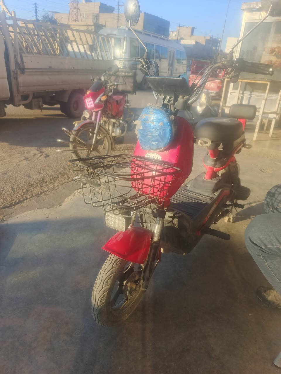 سلام عليكوم شباب باسكل شحن للبيع أي عطل مابي كلشي بلادي بطاريه بلادي سعر 220بي مجال مكان كركوك حي عسكري  اتصل على هذا رقم ***********
