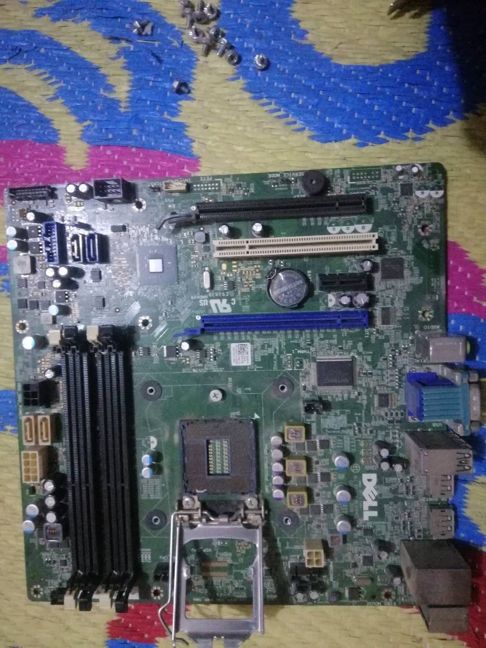 حاسبة dell optiplex 9020

معالج i5 4590 

رامات 8 gb 

كرت شاشة gt730 4gb vram

بور سبلاي 400w COOLER MASTER

السعر  130000
وبيه مجال
ابيع تفصيخ او كامل وبسعر مناسب 

اوصلك للنجف بكل منطقة مجانا