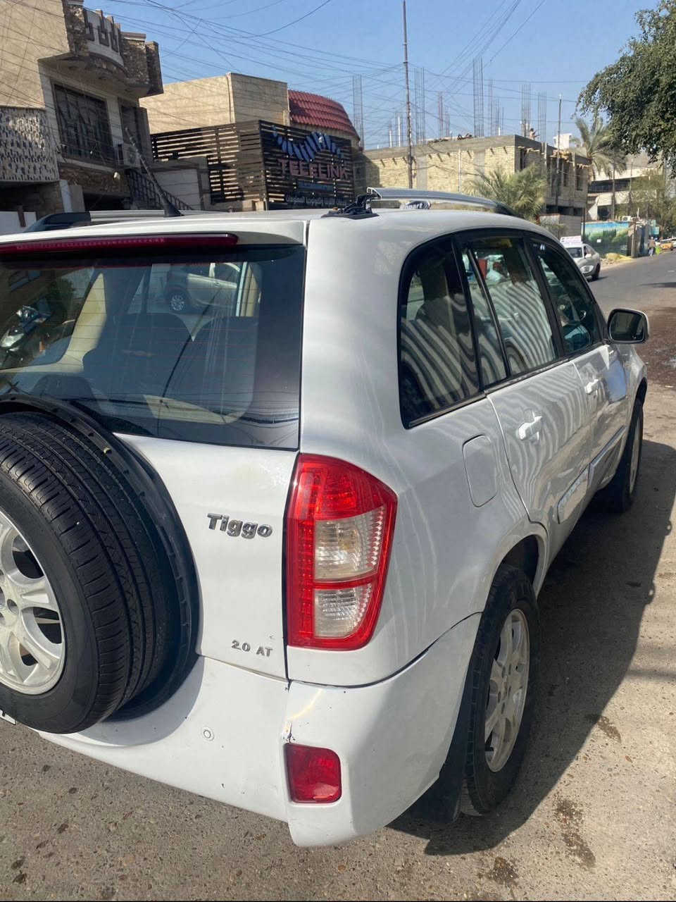 تيكو ٢٠١٤
السلام عليكم تيكو 2014 للبيع السعر 75 رقم بغداد الإنكليزي 
محرك ٢٠٠٠ 
كير ميكانيك
محرك وكير مال شركة 
بيه تكحيل بلجاملغ الي من جهة السايق الخلفي 
لا جاردة ولا خايسة 
التبريد ثلج بلصيف 
دوشمة جديدة 
تايرات جديدة
للاستفسار الاتصال ***********
