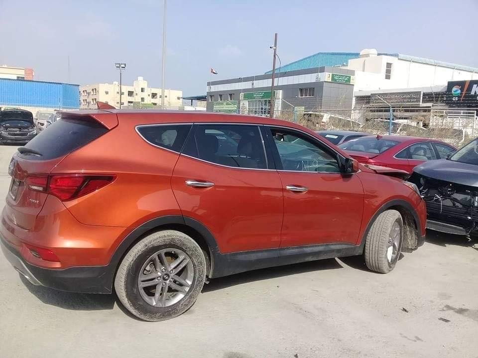 السلام عليكم عندي سياره سنتافيا موديل ٢٠١٧ امريكي حادثها بدون تبديل جاملغ وبنيد 
باسمي حره مكانها (السماوه الرميثه)
جاهزه السياره من كلشي 

السعر ١٥٥ وبيها مجال 
وموجود اقساط مراوس لا 
للتواصل الاتصال على هذا الرقم 
***********
