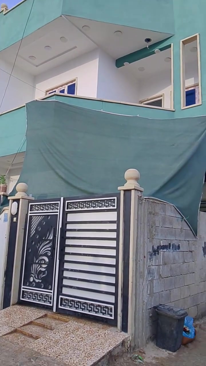 السلام عليكم بيت للبيع في رشيديه قطاع السادس قرب جامع محسنين مساحة 130متر طابقين سعر 90وبي مجال هذا رقم الهاتف او وتساب بي كورك ***********///***********
