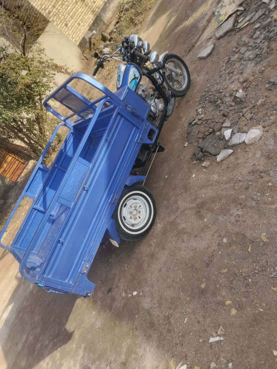 سلام عليكم ورحمه الله وبركاته شباب ستوتة البيع او راق اصولي وكيلها نبيل ججرد  موديل 2023مكفولة بيهة تايرات جديداااااا ابو الخطة مكفولة من الصبغ او الحيم      ... مكينة مبدل بس كلجاتتت.. السعر 2300مليونين او تلثمية او بيهة مجالل الستفسار على الرقم ***********
رحمة الهلكم الحد يكسر بسعرهاا 
مكلف بل نشررررر🫡🫡👍👍
