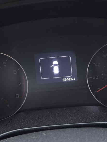 السلام عليكم 
كيا سبورتج موديل 2018 
حادثها دعاميه اماميه فقط 
وموجود سونارها بالمنشور 
رقم بغداد تحويل ثاني يوم 
فور ويل 
بجم زنون 
جاهزه ؏ الاخير
معروضه 187 
مكاني واسط الكوت 
***********
