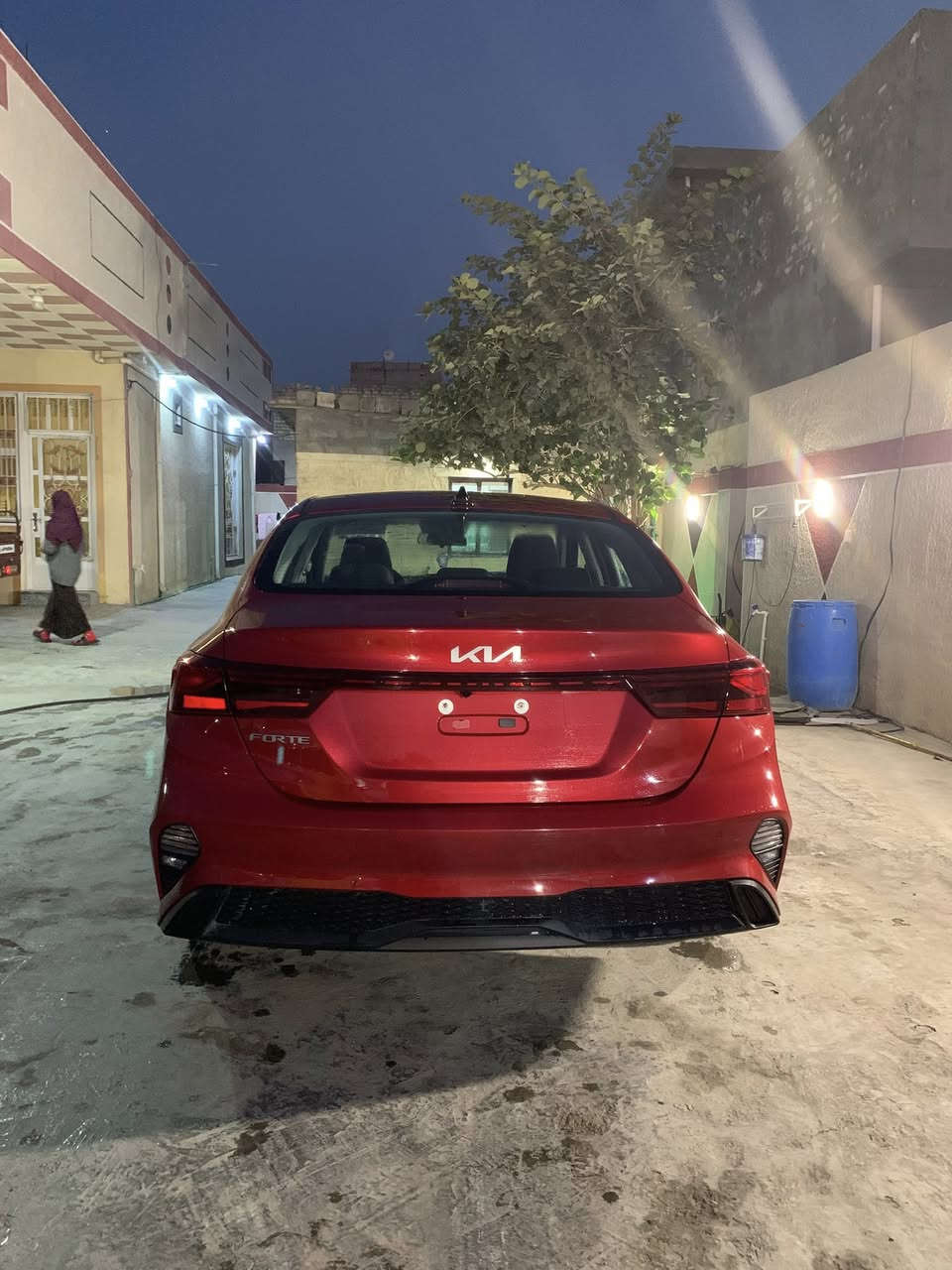 السلام عليكم 
فورتي موديل ٢٤مواصفات عاديه 
شاشه 
مانع انزلاق قياده ذاتيه وبقيه المواصفات عاديه معروفه 
مكينه 2000دووش مكفوله كير ومحرك 
ابيع اقساط او نقد او موعد شرط سكنه بغداد حصراً واذا يكون موضف منتسب عادي صور الحادث مرفوقه بالمنشور السعر ١٤٣ بيهه مجال بسيط (بدون رقم)
رقم الهاتف ‭٠٧٧٠ ٨٧٥ ٨١٤٤‬
