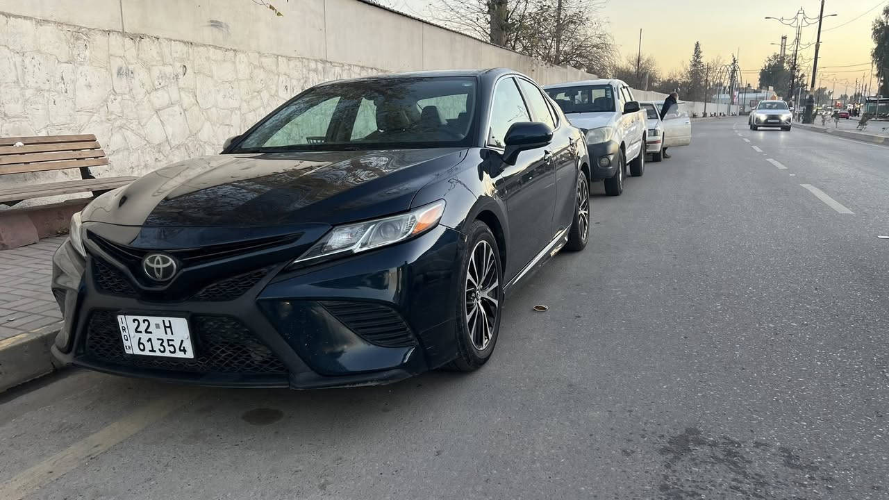 كامري ٢٠١٩ se 
ماشيه ١٣٥ الف كم 
شاشه كبيره تدعم كاربلي 
كامره خلفيه رادار امامي 
شفتات ستيرن 
تحديد مسار 
تثبيت سرعه 
شاشة اعطال 
كشنات جلد 
كير ومحرك شرط 
تبريد شرط 
سياره بيها قطعه وحده بدون دواخل جاملغ خلفي فقط 
بدون دواخل 
ايرباكات سليمه 
رقم اربيل هزه جديده سنويه جديده 
السعر تفضل خاص 
او على واتس *********** 
مكان السياره موصل
