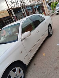 لكزز موديل 2002 باسمي السياره بيها باب خلفي مبدل وكاله سياره مكينه وكي...