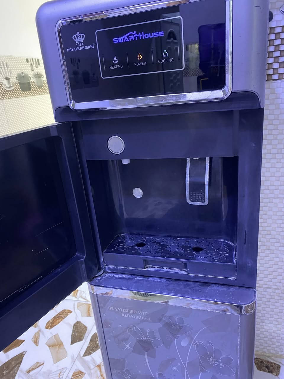 براد للبيع اخو الجديد وضع بلادي شركة ماواصل تصليح شغال حار بارد ثلاجة بدون نقص السعر ٦٠ قفل الشراي يخابر ***********
