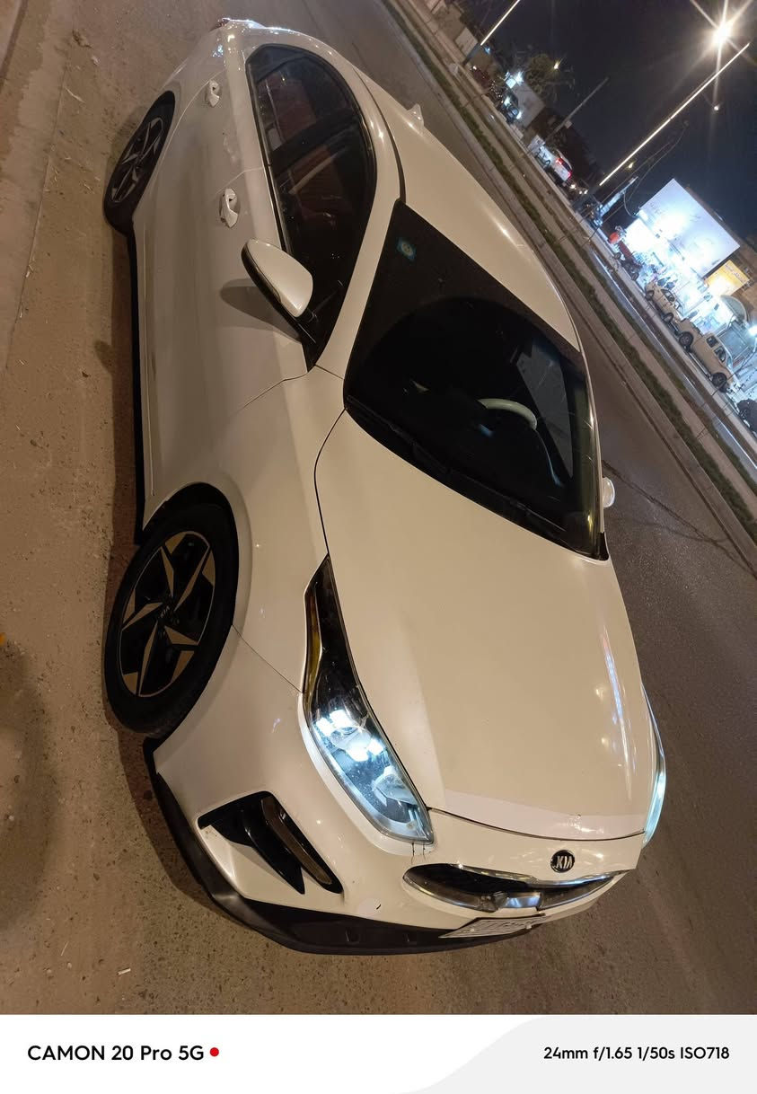 سلام عليكم للبيع كيه فورتي موديل 21 وارد كوري  سياره فول مواصفات ماعده الفتحه تحكم رادار تحديد مساره حداديه تبريد مابيها كل نقص مكينه 800 سياره معوقين وكاله بي وكت تريد سعر 115 مكان سياره البصره معقل ***********
