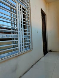 شقة • طابق ثاني • حي الصديق