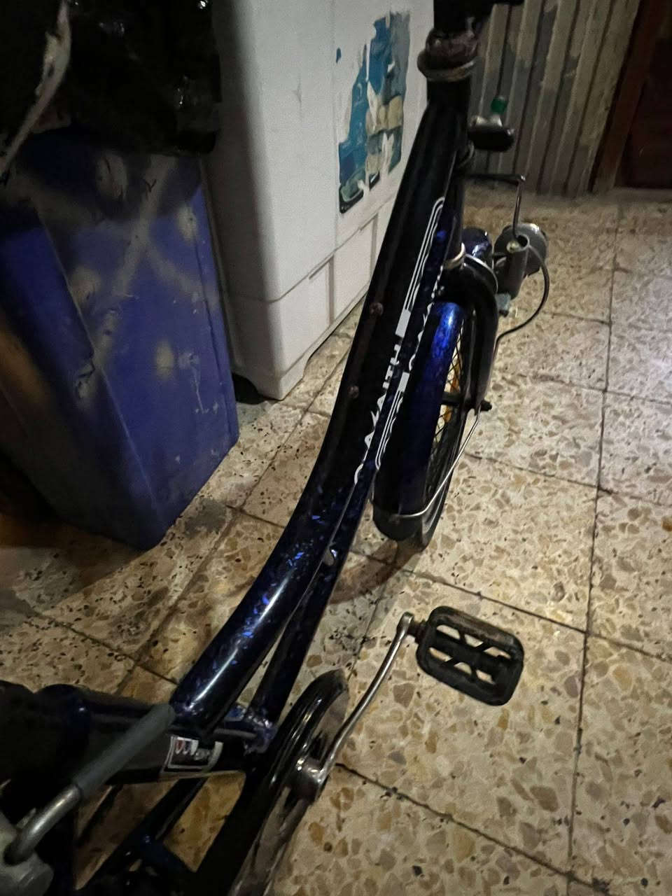 السلام عليكم بايسكل للبيع بيع مستعجل المكان البصره حجم 20 موديل 21 البايسكل الجديدش طقه ما ابي يعوز له قبق للصينيه الاخير البايسكل الجديد حيل السعر ب 70 وبي مجال اتصل على هذا الرقم***********. 🤍❤🤍❤🫡
