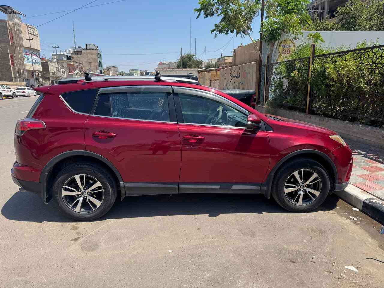 للبيع راف فور Rav4 2018 ✅
ماشية 152 الف كيلو متر
سعرها 160$ ورقة و بيها مجال 
مكان كربلاء تلفون ***********
