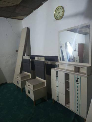 غرفه جديده 
غرفه 9قطع جديده غير منصبه ولا مستخدمه اخذتها 1350 بس مكاني صغير ماصارت ومانصبتها اريدها 850 بيع مستعجل شراي خاص مو شراي لاتكسر بيها جديد غير مستخدمه ولا منصبه من الشركه


**إذا كنت صاحب هذا الإعلان وتريد حذفه لأي سبب، رجاءا أرسل رسالة إلى الدعم الفني**