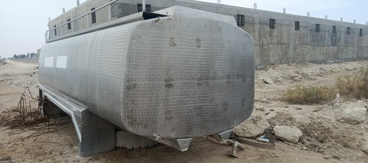 تنكر أوربي استيل اخو الجديد26 الف لتر السعر 120 ورقه في النجف الاتصال على الرقم ***********
