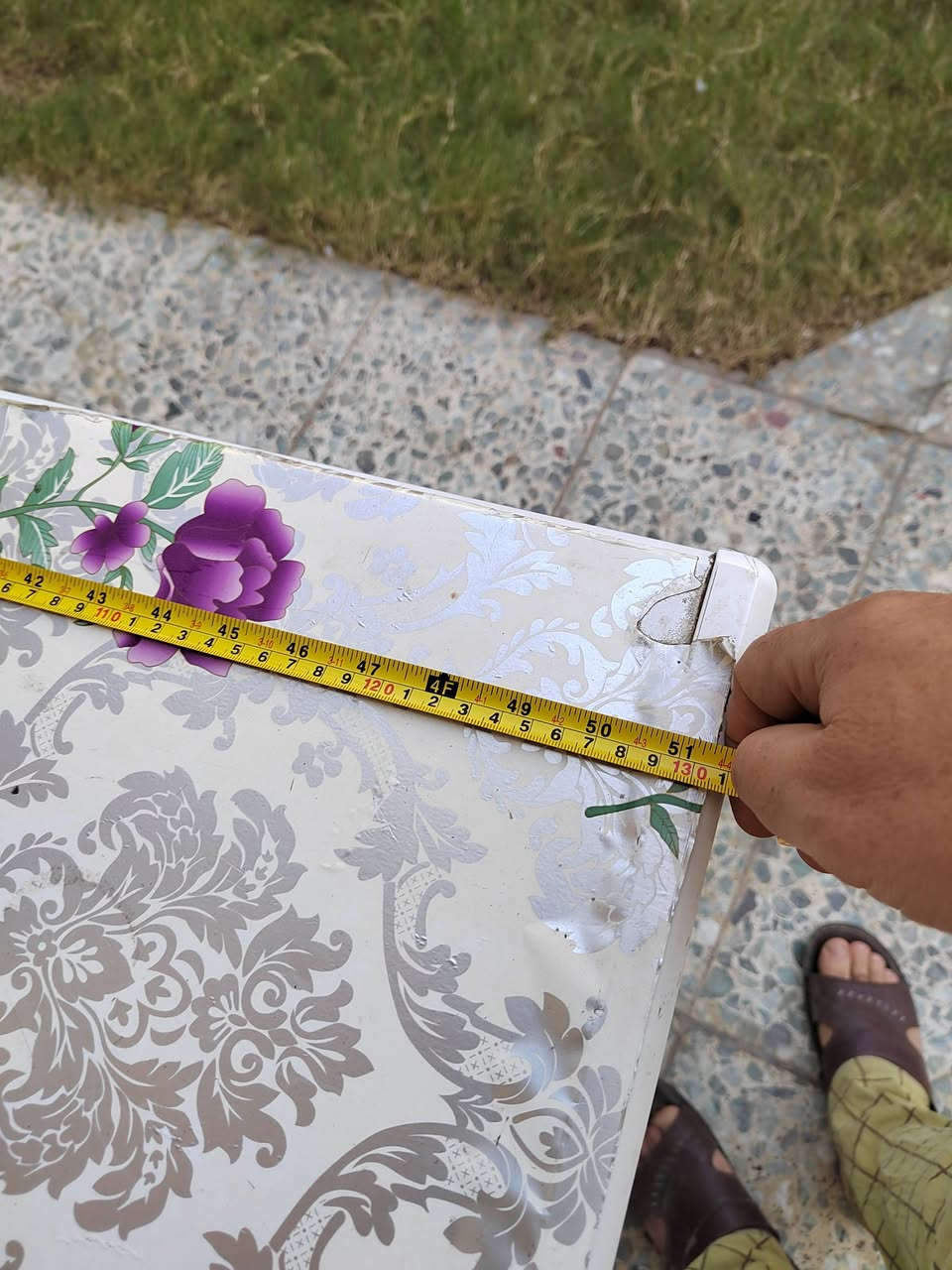 السلام عليكم
مجمدة ارجلك تركي حجم كبير للبيع

ابعادها
طول. 131 سم
عرض 62 سم
ارتفاع.  85 سم

 سلات عدد 3
شغالة 100 بال 100
تجميد فوول (ضمان مرجوعة اذا بيها اي مشكلة)
بدون ليك بدون اي مشكلة
فقط ماطور مبدل من اكثر من سنتين
وشغال من وكتها لحد الان والحمد لله
سعرها ( رخيصة جدا. ). 
100 الف فقط
للتواصل  
***********
