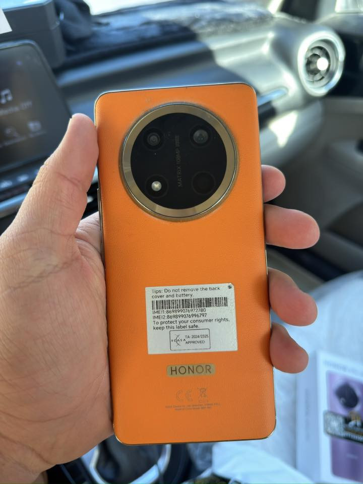 للبيع هونر X9c
رام ١٢
سعر ٢٧٥


**إذا كنت صاحب هذا الإعلان وتريد حذفه لأي سبب، رجاءا أرسل رسالة إلى الدعم الفني**