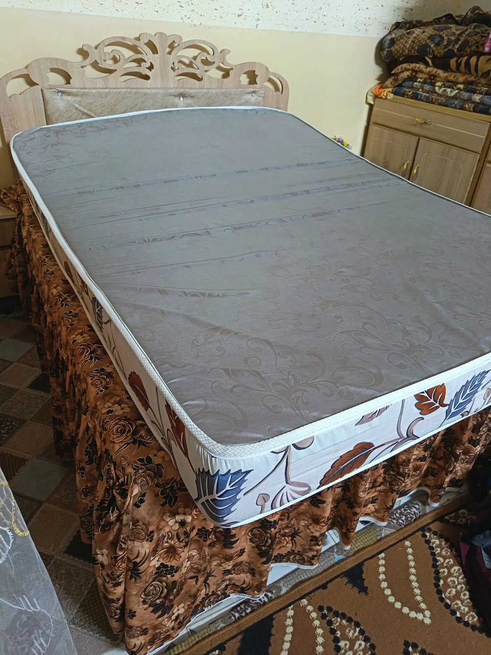 دوشك سيسم طول مترين وعرض متر ونص نضيف للبيع سعر 40 مكاني واحد حزيران


**إذا كنت صاحب هذا الإعلان وتريد حذفه لأي سبب، رجاءا أرسل رسالة إلى الدعم الفني**