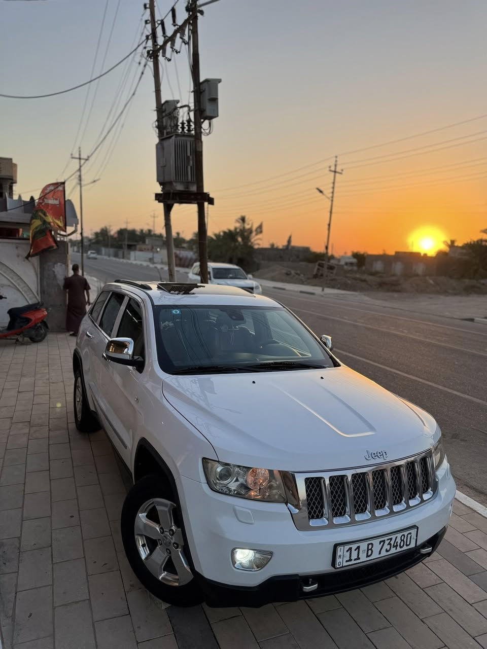 اللهم صلي عل محمد وال محمد#jeep_جيب موديل 2013 خليجية بانزين عادي المرغوب رقم بغداد بأسمنه مشروع وطني سنويه لغايه 2030 تحويل ثاني يوم حاضر مكفوله كفاله عاامة من ضربه وصبغ ووالتبديل والبارد بديها صافي بدون شخوط بدون رصعات  محرك كير جدد مكفولات ما مفتوحات شرط الفحص حداديه جديده تبريد ثلج ❄️ تدفئه تخم تاير جديد سياره كامله مابيها نقص ابد 
السيارة كامله مكمله من كلشي محرك وكير 3600 شرط ابيع ع الفحص اذا بيها برغي مفتوح مرجوعه تخم تاير ويل 18 جديد حداده جديدة 100‎%‎ تبريد وتدفئه كله شغال حجر صالنصه موجود السيارة حلوه وجديده وبلعافيه عل الياخذها والشراي يشلع عيوني❤️
السعرررررر 177 وبيها مجال حق الجيه
العنوان بصره للاستفسار عل الرقم ***********
