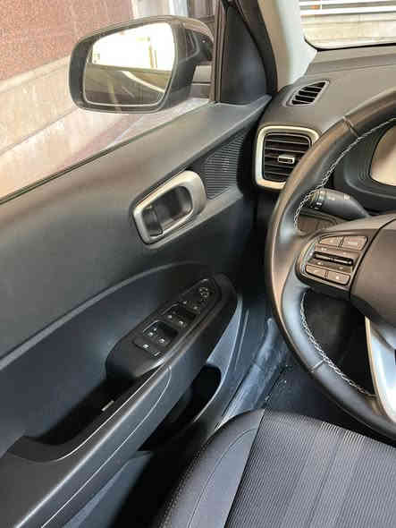 السلام عليكم ...
هونداي فينو 24..sel
سلايد بصمه رادارات اماميه خلفيه ماشيه تقريبا 20500 لون اسود رقم بغداد ..بدون ايرباك 
مكان السياره بغداد -العامريه 
للاستفسار ***********
