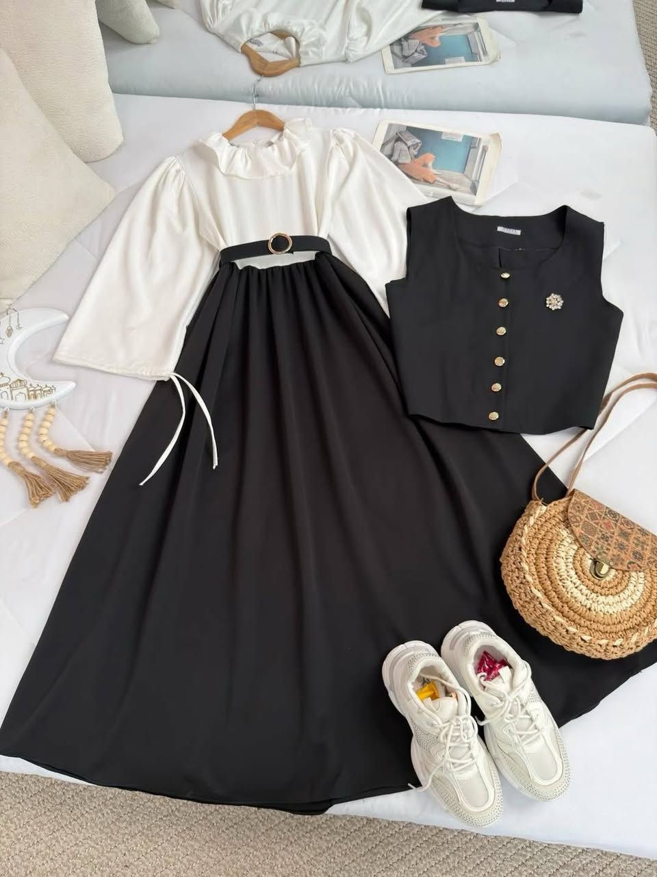 🧿﷽ وعلى الله توكلنا 🧿
لا تعلن الخطوات اعلن الوصول🫰🏻🚶
جديدنا لاينتهي وبضاعتنه غير😌😉

فستان قطعتين 
 دابل تركي بهاري🇹🇷
مرتب نازك 

القياسات يلبس 👇 
38 40 42 44 46 48

الحجز والستفسار مراسله الصفحه


**إذا كنت صاحب هذا الإعلان وتريد حذفه لأي سبب، رجاءا أرسل رسالة إلى الدعم الفني**