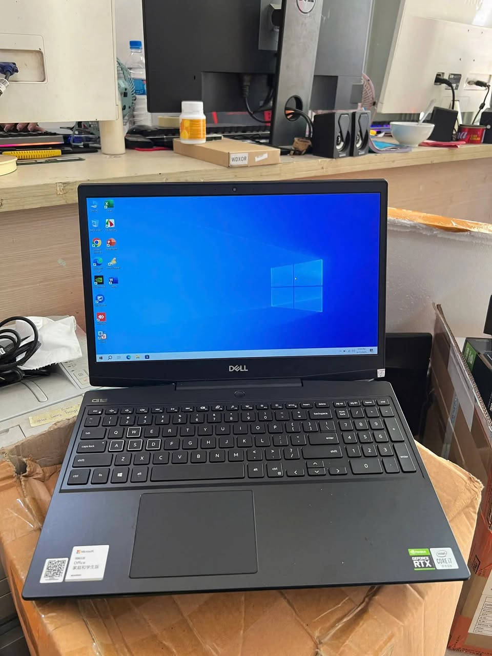 #لابتوب_Gaming_كارت_خارجي_Rtx_6GB

🔅 الموديل: Laptop Gaming — DELL G5 5500

🔅 المعالج: Intel Core i7-10750H — الجيل العاشر (فئة H)

🔅 الذاكرة (RAM): 16 جيجابايت DDR4
🔅 التخزين: 512 جيجابايت SSD نوع NVMe

🔅 كرت الشاشة:
• NVIDIA GeForce RTX 2060 —  6GB
• Intel UHD Graphics 630 —  8GB

🔅 الشاشة: 15.6 إنج بدقة FHD ‏(1920×1080) — 144Hz
🔅 الشاحن: شاحن أصلي بقدرة 240W

🔹 الحالة: وارد اوربي غير مستعمل بالعراق (كالجديد) نظافة 95% فما فوق 
🔹 البطارية: بحالة جيدة (ضمان ساعه فما فوق)

■ ضمان(١) فحص المواصفات وتشغيل امام المندوب 
■ ضمان(٢) استخدام اسبوعين اي خلل مصنعي يتم الاستبدال بنفس الموديل


**إذا كنت صاحب هذا الإعلان وتريد حذفه لأي سبب، رجاءا أرسل رسالة إلى الدعم الفني**