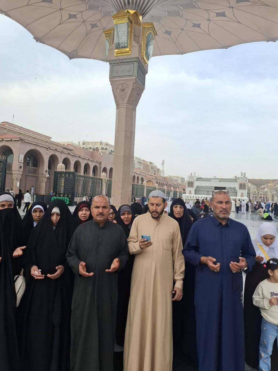 الى اهلنا وناسنا في السماوة الرميثه الوركاء حملة الامام المهدي ع
شركة سمى السفاري 

عمرة شهر محرم الحرام 

سارع بتسليم جوازك 

  بلاش بلاش 650  الف فقط. بري 

🕋 عمرة شهر محرم  🌙🇸🇦

🕋 لبيك قلبا تائها يرجوك لبيك إنا متعبون 🕋

⬅️ تعلن.       ( حملة الامام المهدي ع )

بدء استلام جوازات 

  عمرة شهر  🌙  محرم  بري 

           الانطلاق يوم  ♡ 16\6\2026

 سارعو بالتسجل وتسليم الجوازات المقاعد محدوده 

 البرنامج  بري🚍 1️⃣⬅️ بأحدث الباصات السياحية

السعر 650 الف فقط

يوجد نظام الاقصاد المريح 

 ❄️خدماتنا تشمل

 ✅ الفيزة   🇮🇶

 ✅ النقل داخل المملكة 

 ✅️ فندق المدينة المنورة يتمتع بقربه من الحرم 

 ✅ فنادقنا في مكة المكرمة و  بمستوى جيد جدا 

 ✅الطعام بنظام بوفيه مفتوح ثلاث وجبات في اليوم 🇸🇦

 ✅مزارات مكه المكرمه والمدينه المنوره ومتحف كسوه🇸🇦 

 ✅ زيارة ائمة البقيع 🇸🇦

 ✅️ حملاتنا لا تخلوا من الهدايا المقدمة الى المعتمرين     

                  1️⃣حقيبة سفر وسط  👜   

                  2️⃣ كتاب دليل  المعتمر 📖 

                  3️⃣ سجادة صلاة 🙏 

                  4️⃣   مسبحة   📿 

                  5️⃣  احرام نسائي ورجالي 

                   

 ✅️ ارشاد ديني لرجال ونساء 

 ✅  النقل من والى مقر الشركة 

رحلات العمرة  مستمرة لدى شركتنا طيلة ايام السنة .. 

نقدم لكم خدمات مميزة واستثنائية  كوادرنا متخصصة  وذات خبرة ...

نحرص دائما على تقديم الأفضل وبما يليق بمعتمرينا الكرام 

          

 ♦️للحجز والإستفسار الإتصال على الارقام التالية :::

☎️ ***********

  🧑‍🧒‍🧒     ***********

 ⬅️⬅️او مراسلة صفحة الشركة على فيس بوك 📲

      

لغرض التسجيل يمكنكم الحضور الى مكتبنا الرئيسي الكائن 

مدينة السماوة ♡ خلف مول البركه
