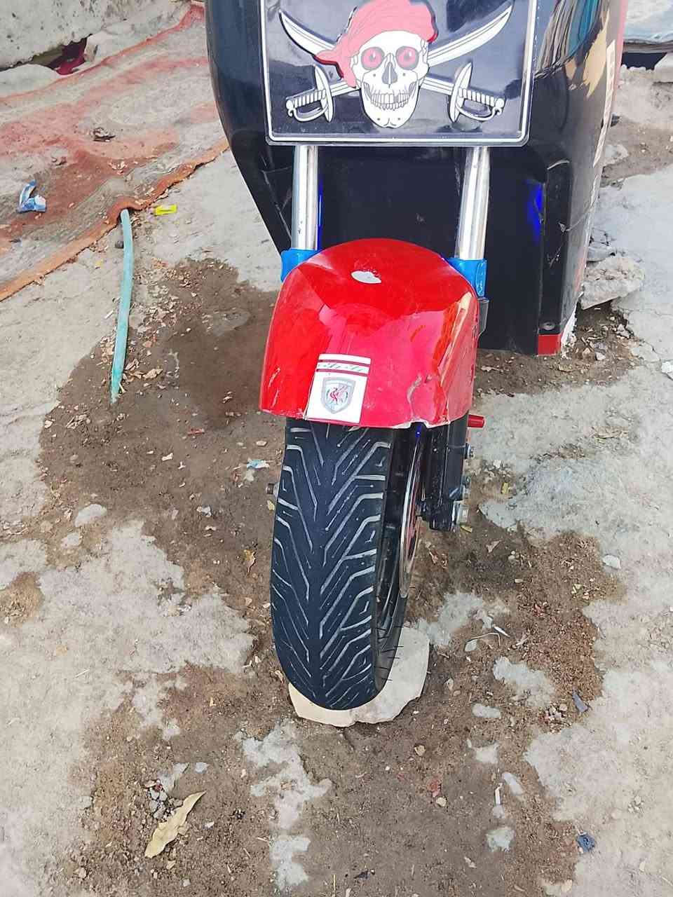 سلام عليكم 
درجة شحن البيع ار 7
كلشي شغل 
السعر 200 بيع مستعجل 
العنوان بصره حيانيه


**إذا كنت صاحب هذا الإعلان وتريد حذفه لأي سبب، رجاءا أرسل رسالة إلى الدعم الفني**