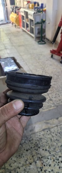 نيسان • صدر امامي • الحريه الاولئ