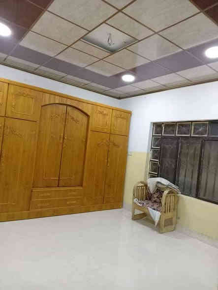 دار للبـــــــيع في الموصل الجانب الأيسر حي عدن 

المساحة 200م سند باسمي 

للاستفسار الاتصال على الرقم مكلف بالنشر 

***********

***********
