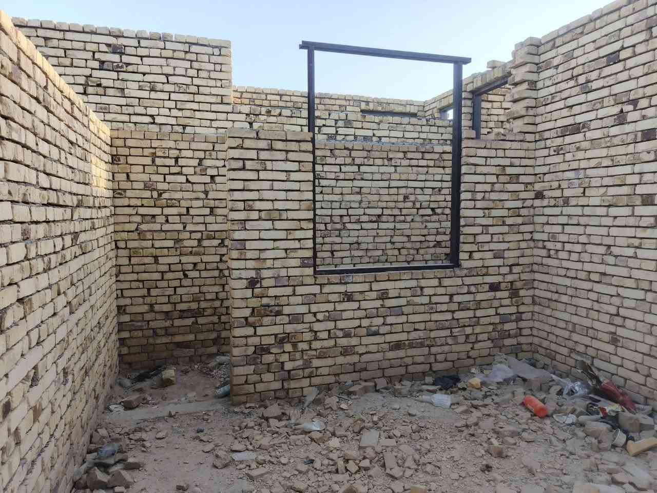 السلام عليكم البيت مساحه 200واصل سكف مكان ناصريه حي الفداء الشارع مدارس رقم الهاتف *********** شارع60 باقي تفاصيل خاص
رقم العقار24175
