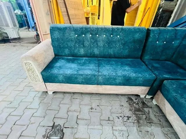 ديوان 10 مقاعد مع 6 كوشات استخدام شهر واحد فقط اخو جديد 260 وبي مجال توصيل مجاني داخل بغداد للحجر ارسل سكرين خاص✍🏻


**إذا كنت صاحب هذا الإعلان وتريد حذفه لأي سبب، رجاءا أرسل رسالة إلى الدعم الفني**
