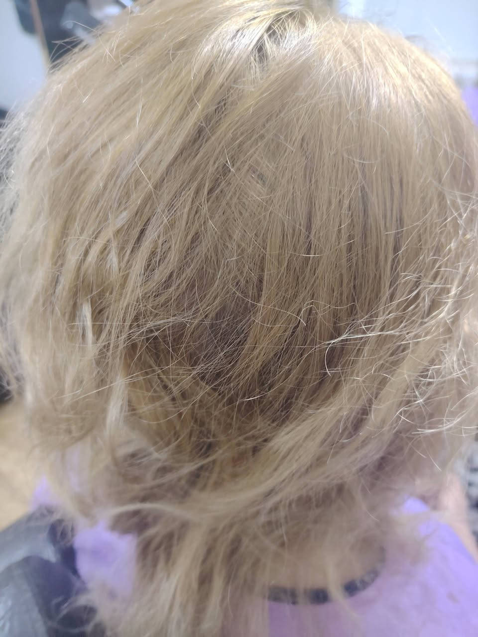 السلام عليكم عروض حلاقة الاسراء للسيدات صباية حفافة وصبغ حاجب   5 الاف شمع 5 الاف تنظيف بشرة  بشرة 5 الاف شيره 25  قص الشعر 5الاف تنظيف القدم مع معالجه القدم 5 الاف  صبغ وميش 25 الاف تسريح ومعالج  الشعر القصير 25 الاف شعر الوسط 35 الاف شعر طويل 50 الاف طويل جدا يتحدد بالصالون  ملاحظة بنات الي ماتكدر تجي اني اجيها العنوان البياع المعالف تقاطع الربيعي من جهة الشباب مقابيل القمة السيراميك ***********
