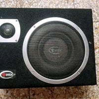 مضخم للبيع الكبير سعره 35 شرط الفحص 07767369811