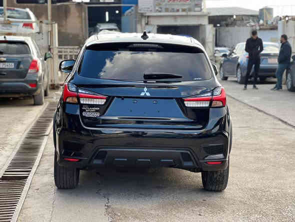 ئوتلاندر سبورت 2024
ضرر. بابين صبخ بدون دواخل بدون ارباك
رقم شاصي موجود بل منشوره
سعر 138 ورقه مجال بسيط
***********اتصل و واتساب
مواصفات
شاشه
كاميره
حساس
رادار
فورويل 4X4
ويل كب كروم
تحديد سرعه
تحكمات ستيرن
حجر كزوز بيلادي
بعد هواي مواصفات
