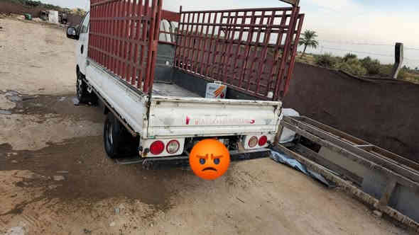 السلام عليكم للبيع كيه فحل موديل 2010 رقم كربلاء مميز سنويه لل27 تحويل ثاني يوم ..مكفوله كير محرك شاصي رقم شاصي اكسل 
مكان كربلاء 
السعر 107 بيه مجال قليل
للستفسار ***********
***********
علمن بدون محجر
