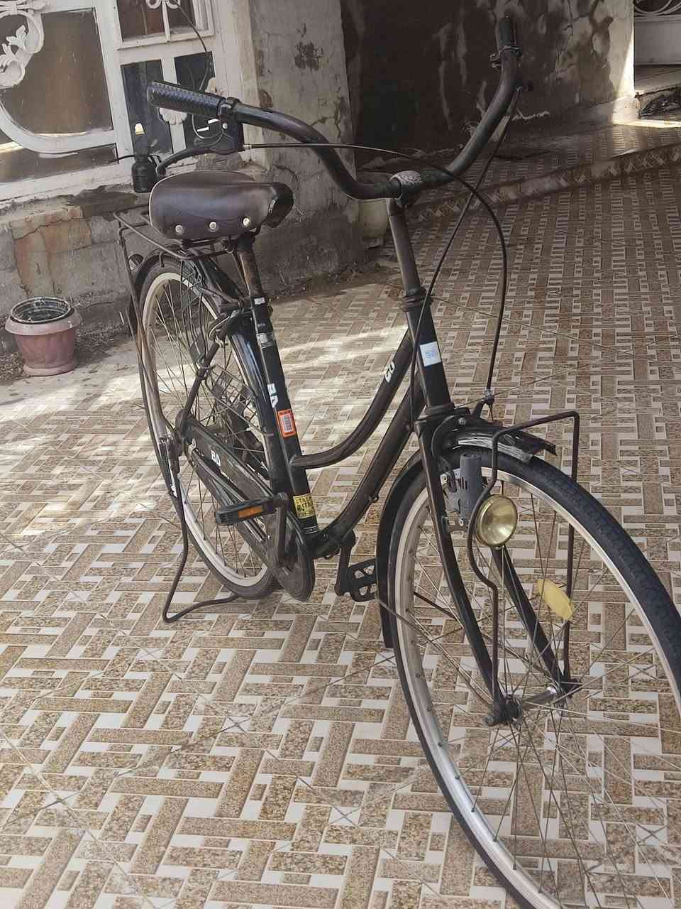 السلام عليكم 
بايسكل 27 للبيع 
السعر 90وبي مجال قليل 
المكان محاويل حي 17

***********
