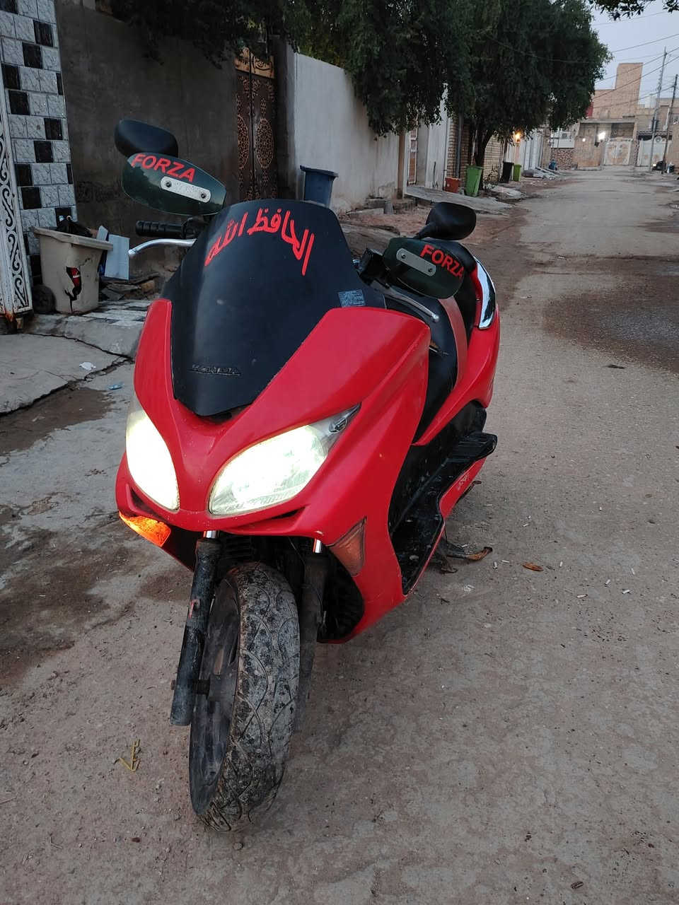 السلام عليكم
دراجة فورزة 09 
دراجة جاهزه بيها نواقص قليله مكينه ما مفتوحة
مثل ماكلت نواقصها قليلة عوزها اشياء بسيطه كلش 
مكاني القادسيه رقم الهاتف واتساب واتصال *********** الخاص مفتوح.
