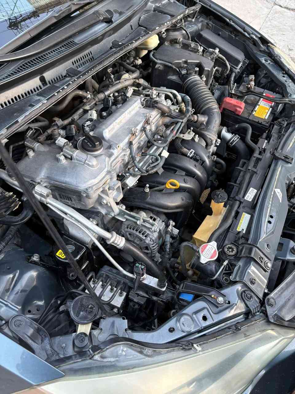 للبيع كورلا فول واحد ع واحد موديل 2014 حادثها باب خلفي وشوية من الجاملغ مكاني بغداد حي العامل ***********
