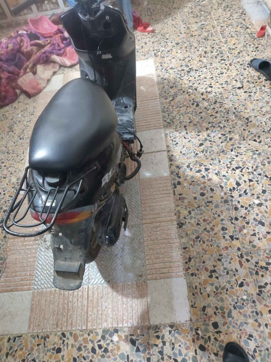 سلام عليكم شباب ذبانه للبيع ام تسع زروف شرط تفحص وتأخذ والسعر 225 وبيه مجال وهاذه الرقم *********** لو تريد تعال خاص وتحياتي للجميع
