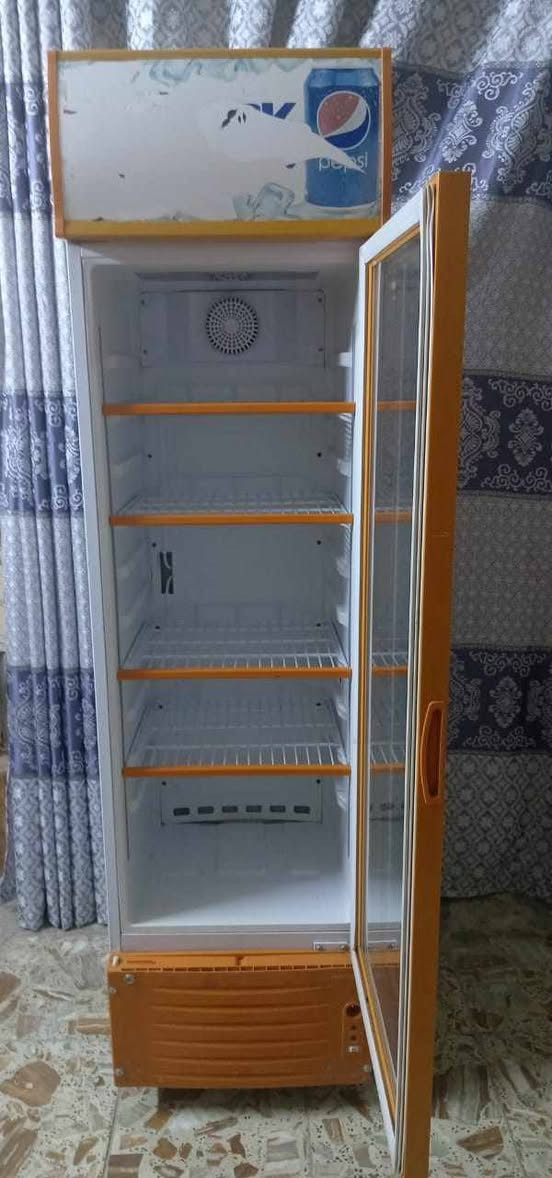 السلام عليكم ورحمة الله وبركاته
من رخصة صاحب الكروب المحترم والاخوه المحترمين ....
عارضات عاموديه عدد ٢ شغالات نضيفات شرط الفحص والشغل والتبريد...   
عارضه عاموديه الحجم الكبير عدد ١ عطلهه فقط ماطور احترك قبل تقريباً 20 يوم 
نضيفه شغاله.....
عارضة بطحيه عدد  ١  بيهه نقص جامه فقط 
شغاله نضيفه شرط الفحص والشغل والتبريد ........
  ( المجموع  ٤  عوارض  )  تجي اشوف بعينك النضافه والشغل والتبريد.....
حالياً شغالات موجودات بالاسواق......
مثل ما موضح في الصور 
العنوان بغداد مدينه الصدر منطقة حي الكوفه 
رقم الهاتف (  ***********  ) 
التوفيق للجميع
