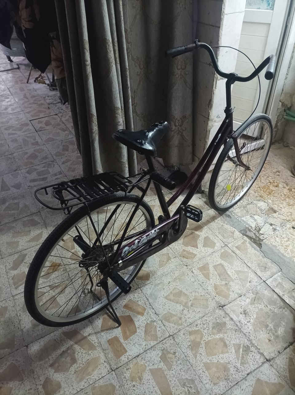 سلام عليكم باسكل للبيع نضيف كلشي ماعوزه غراضه موجودات بريك كدام وجاملغات بريك وره بل مكان صفاره اصلي ب60وبي مجال مكان كوفه شارع المعمل


**إذا كنت صاحب هذا الإعلان وتريد حذفه لأي سبب، رجاءا أرسل رسالة إلى الدعم الفني**