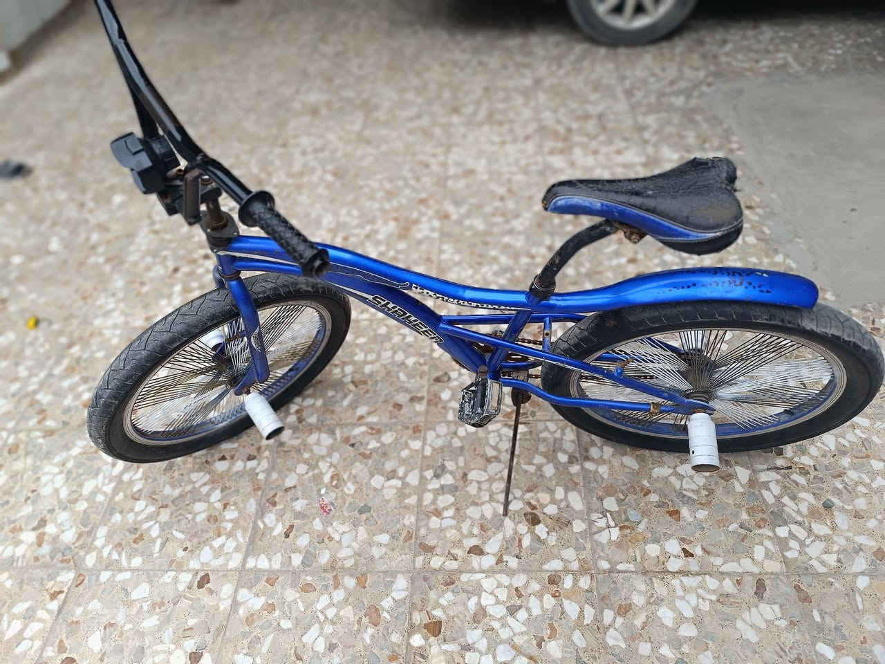 سلام عليكم شباب بايسكل همر حجم كبير26 البيع 
السعر.. خاص ***********
