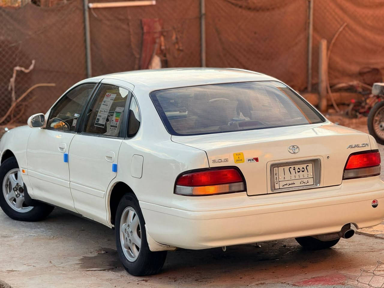 السلام عليكم للبيع تويوتا افلون موديل 2000 خليجي مكينه وكير 6 سلندر البلاديات جدد حداديه وتخم تاير جدد كهربائيات كلها شغاله شرط 5 ويل كب كشنات كهرباء گيجات 3D السياره نضيفه ما بيها كل نقص رقم كربلاء مشروع وطني بيها بنيد مبدل وصبغ حزام جماليه فقط الباقي مكفوله السعر 47 بيها مجال عنوان بابل *********** الهندية, كربلاء
