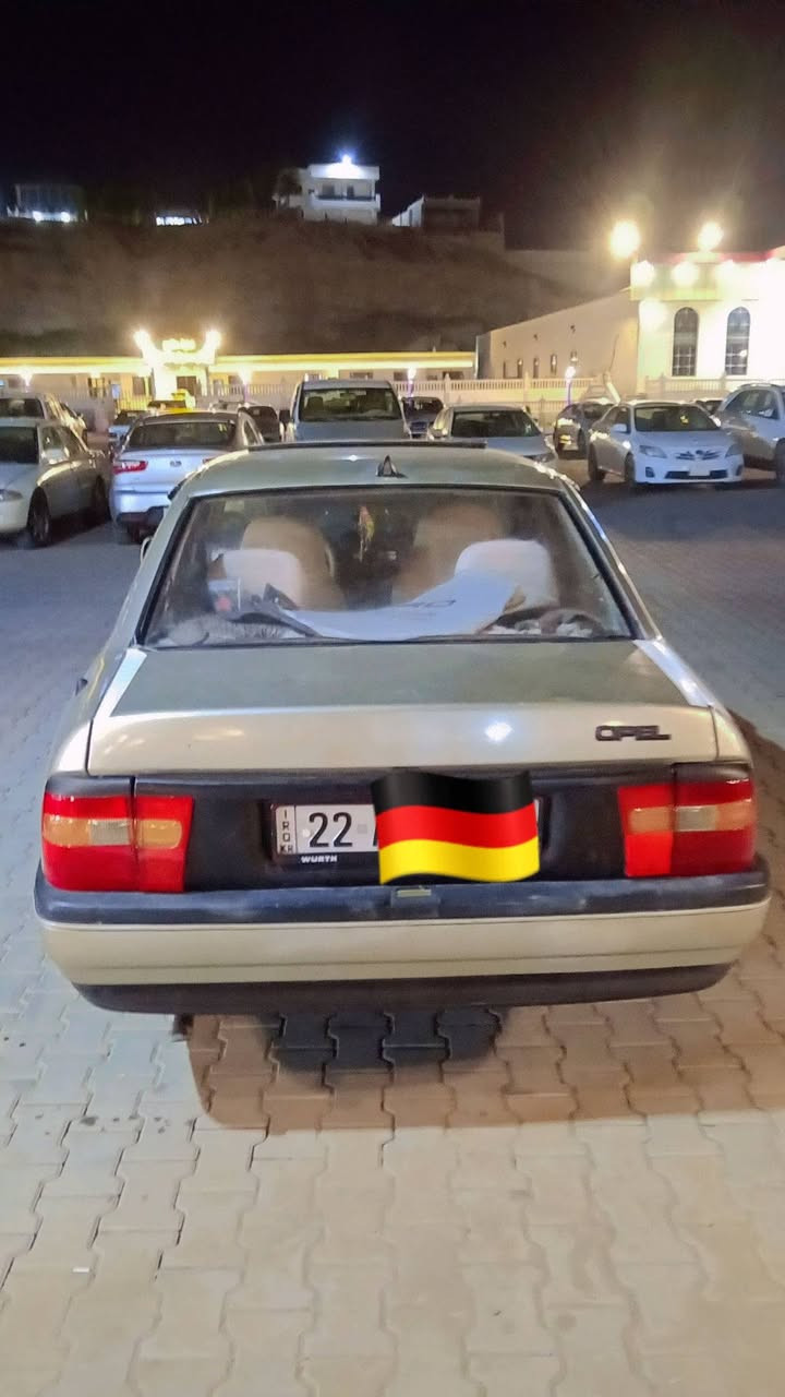 سلام عليكم اوبل فكترا للبيع موديل 91حجم 18 رقم اربيل انكليزي باسمي سنويه منتهيه سنه كير محرك بشرط للاستفسار اكثر خابر ***********
سعر 40$
