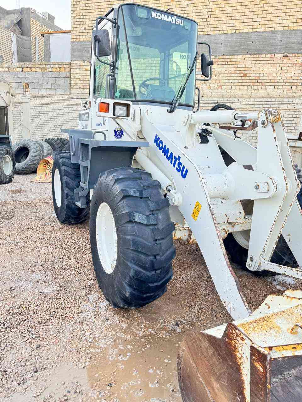 دخول جديد كوماتسوه حجم 100
كير ميكانيكي محرك 4سلندر كمنز تبريد العنوان 

العنوان النجف شارع المطار معرض الإخلاص للمعدات الثقيله 

***********

***********

المستورد إبراهيم الغزالي
