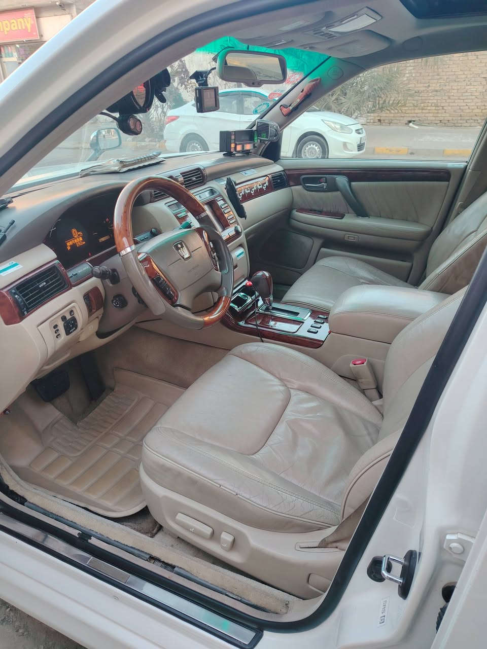 يالله. ملكه ستيشن فول اربع دكم فتحه محرك D4 الجبير سيارة جاهزة للخير فول مواصفات بصمة اربع كامرات رادار السيارة كفالة عامة كص ونقل جثة وضربة بيها مكانات صبغ فقط متعوب عليها كلش رقم كركوك مشروع وطني مداور ثاني يوم سنوية لل2030 للبيع مكاني نجف ***********
